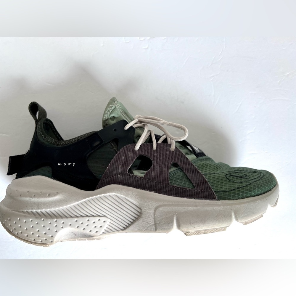 Nike Men’s Huarache-Type Size 13 - Picture 6 of 10